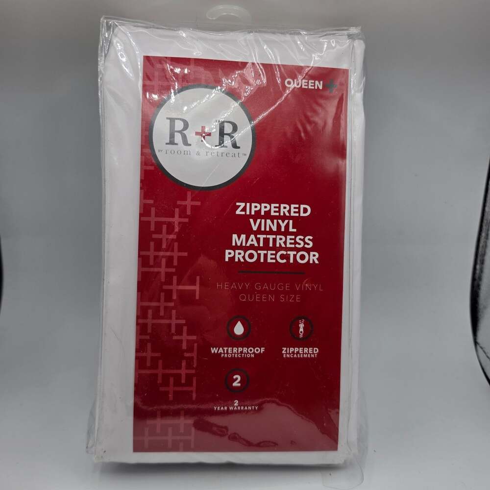 Room & Retreat Queen+ Zippered Vinyl Mattress Protector Waterproof New 60x80